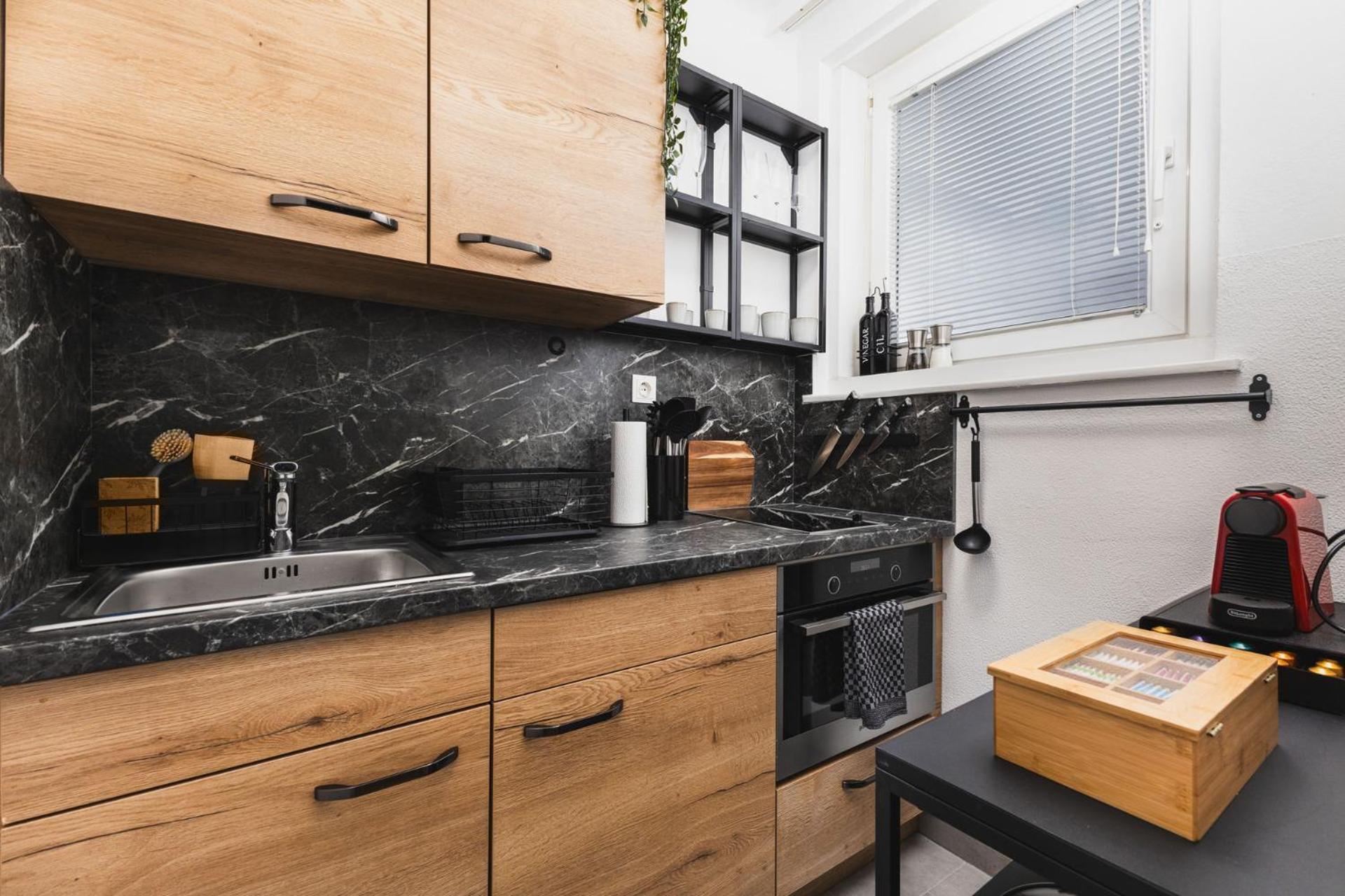 Modernes In Mit Netflix & Balkon Linz